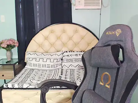 WeezyBabyXoxo online show from 3, 12, 2025