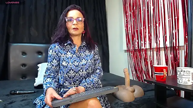 Snapshot of Miss_ellien chatting on 24, 2, 2026 Miss ellien online show from 24, 2, 2026