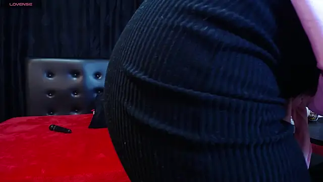 Snapshot of Miss_ellien chatting on 26, 2, 2026 Miss ellien online show from 26, 2, 2026