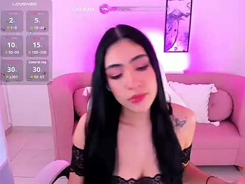 Snapshot of tatiana_prada chatting on 9, 10, 2025 tatiana prada online show from 9, 10, 2025