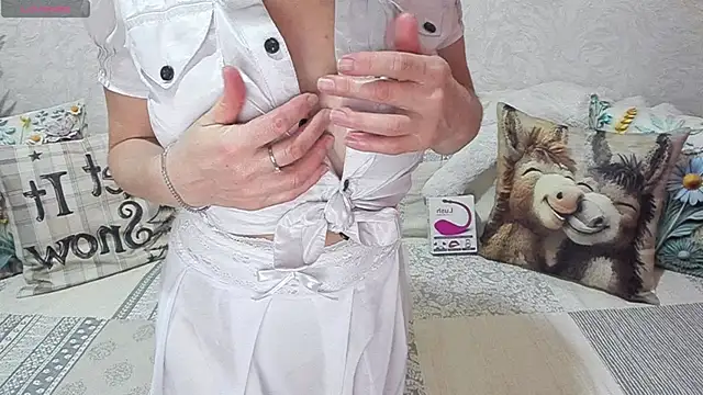 Snapshot of AgataFoxx chatting on 1, 3, 2026 AgataFoxx online show from 1, 3, 2026