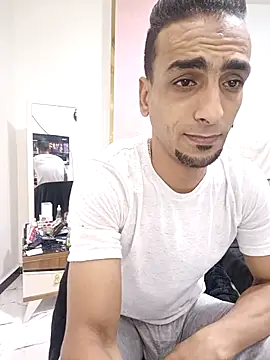 Snapshot of highguy chatting on 1, 10, 2025 highguy online show from 1, 10, 2025