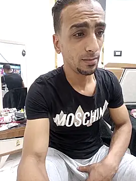 Snapshot of highguy chatting on 10, 10, 2025 highguy online show from 10, 10, 2025