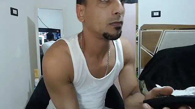 Snapshot of highguy chatting on 19, 7, 2026 highguy online show from 19, 7, 2026