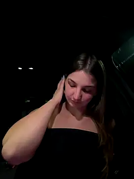 DoriDeluxe66 online show from 17, 10, 2025