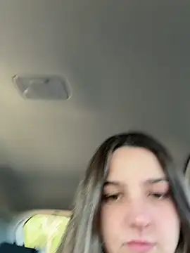 DoriDeluxe66 online show from 27, 10, 2025