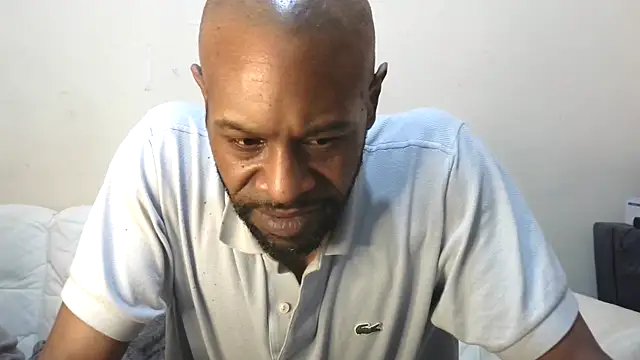 CuzzyB69 online show from 17, 3, 2026