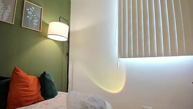 karlye 5 online show from 20, 10, 2025