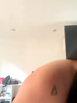 Emiily W online show from 31, 10, 2025