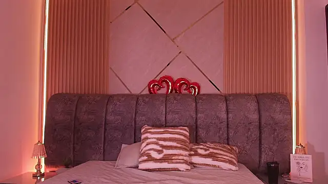 naia blessed online show from 26, 2, 2026