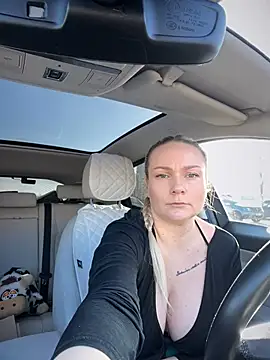 Bondgirl 013 online show from 10, 1, 2025