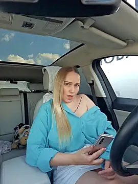 Bondgirl 013 online show from 21, 9, 2025