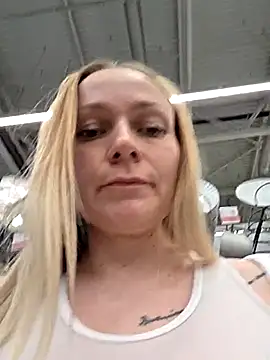 Snapshot of Bondgirl_013 chatting on 13, 7, 2026 Bondgirl 013 online show from 13, 7, 2026