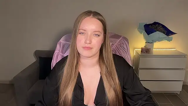 Snapshot of EvaMaddison chatting on 16, 7, 2026 EvaMaddison online show from 16, 7, 2026