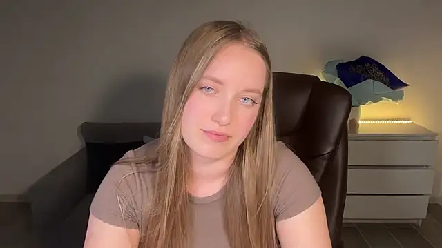 Snapshot of EvaMaddison chatting on 24, 7, 2026 EvaMaddison online show from 24, 7, 2026