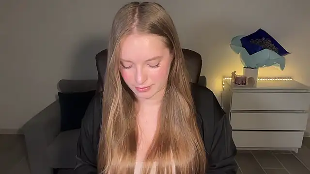 Snapshot of EvaMaddison chatting on 26, 7, 2026 EvaMaddison online show from 26, 7, 2026