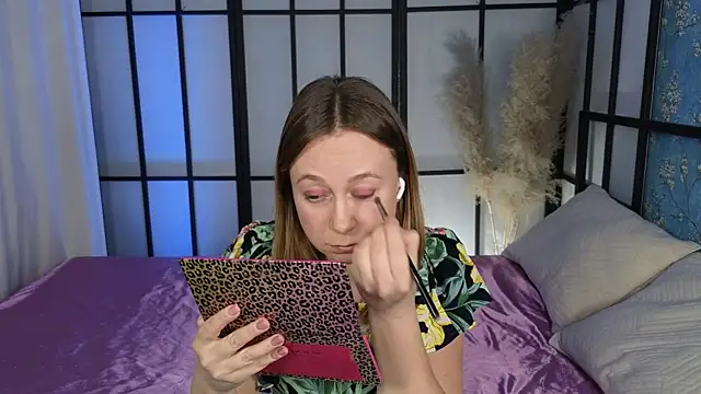 Snapshot of BrookeEvans chatting on 7, 2, 2025 BrookeEvans online show from 7, 2, 2025