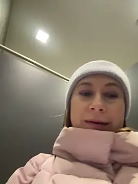 Snapshot of BrookeEvans chatting on 12, 2, 2025 BrookeEvans online show from 12, 2, 2025