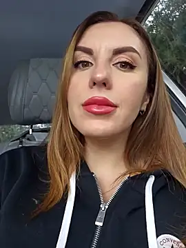 Kalli Fornia online show from 6, 1, 2025