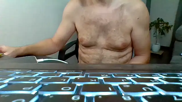 Snapshot of Horney_boy86 chatting on 17, 9, 2025 Horney boy86 online show from 17, 9, 2025