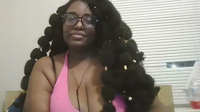 MissCC99 online show from 21, 10, 2025