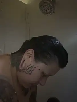 Snapshot of evacheers chatting on 21, 11, 2025 evacheers online show from 21, 11, 2025