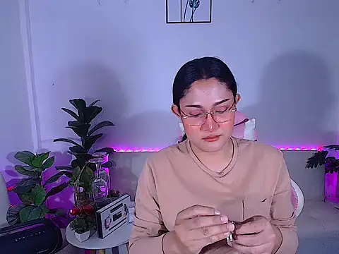 plysaithailand online show from 21, 10, 2025