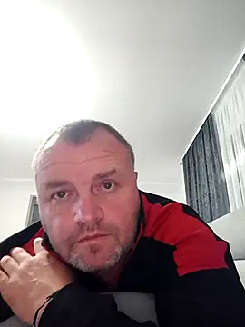 Snapshot of Adry1986 chatting on 10, 9, 2025 Adry1986 online show from 10, 9, 2025