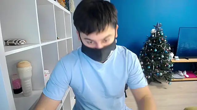 Snapshot of Tomguys chatting on 11, 1, 2025 Tomguys online show from 11, 1, 2025