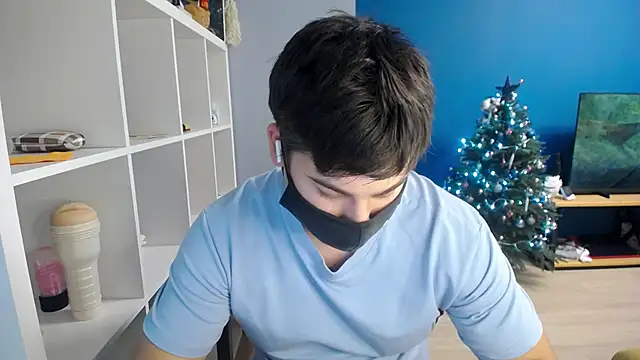 Snapshot of Tomguys chatting on 14, 1, 2025 Tomguys online show from 14, 1, 2025