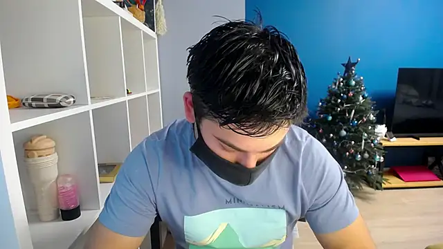 Snapshot of Tomguys chatting on 18, 1, 2025 Tomguys online show from 18, 1, 2025