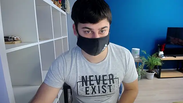 Snapshot of Tomguys chatting on 3, 2, 2025 Tomguys online show from 3, 2, 2025