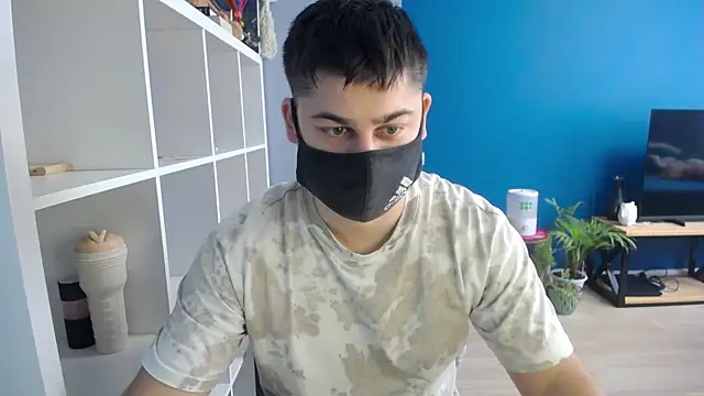 Snapshot of Tomguys chatting on 14, 2, 2025 Tomguys online show from 14, 2, 2025
