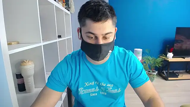 Snapshot of Tomguys chatting on 15, 2, 2025 Tomguys online show from 15, 2, 2025