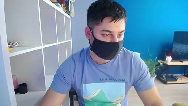 Snapshot of Tomguys chatting on 23, 2, 2025 Tomguys online show from 23, 2, 2025