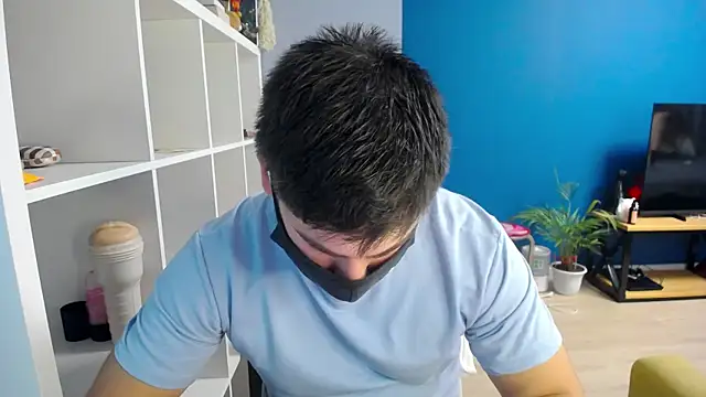 Snapshot of Tomguys chatting on 27, 2, 2025 Tomguys online show from 27, 2, 2025
