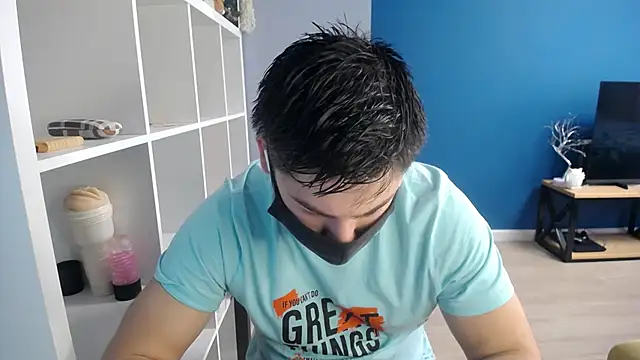 Snapshot of Tomguys chatting on 9, 3, 2025 Tomguys online show from 9, 3, 2025