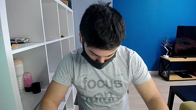 Snapshot of Tomguys chatting on 21, 3, 2025 Tomguys online show from 21, 3, 2025