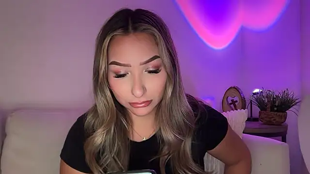 lustfulsmiles online show from 22, 5, 2026