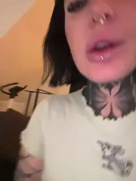 InkedBiitch online show from 19, 3, 2025