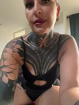 Snapshot of InkedBiitch chatting on 23, 7, 2026 InkedBiitch online show from 23, 7, 2026