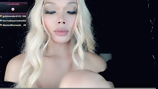 Snapshot of sugar_bbyxx chatting on 28, 12, 2024 sugar bbyxx online show from 28, 12, 2024