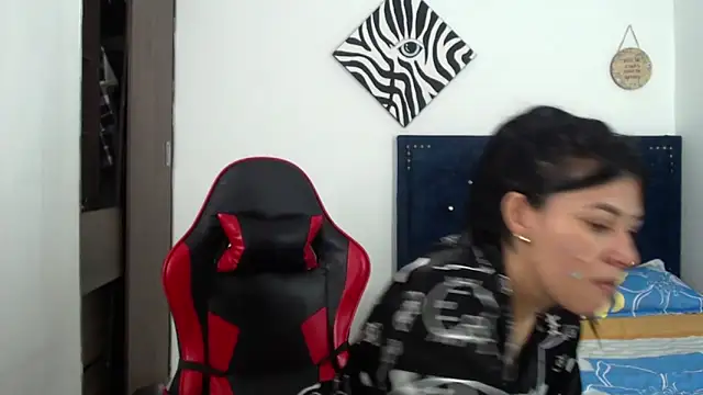 QueenSquirt  online show from 21, 3, 2026