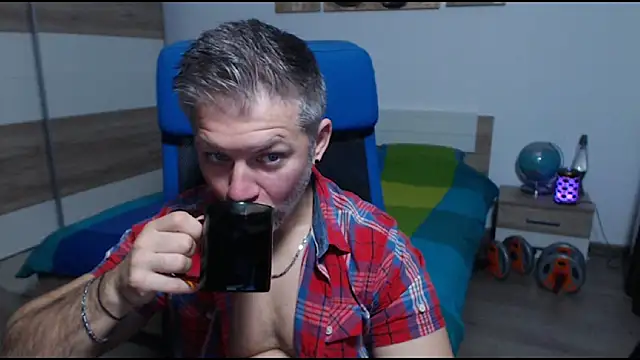 RobbyShawz online show from 9, 10, 2025