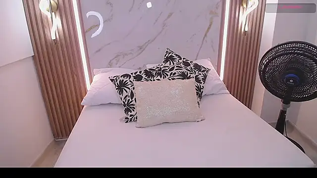 Anthonela love  online show from 25, 3, 2026