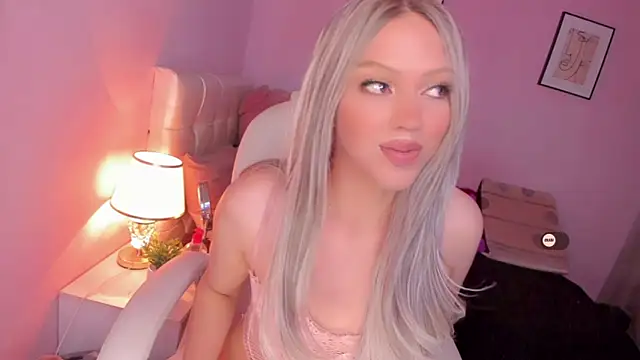 Snapshot of EvaEvangeline chatting on 3, 2, 2025 EvaEvangeline online show from 3, 2, 2025