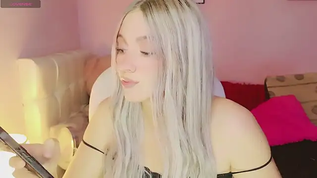 Snapshot of EvaEvangeline chatting on 22, 9, 2025 EvaEvangeline online show from 22, 9, 2025