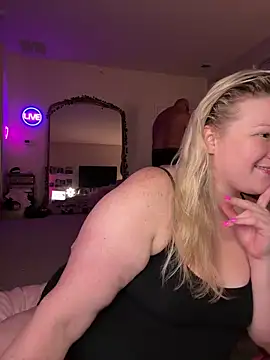 PiggyRose online show from 23, 5, 2026