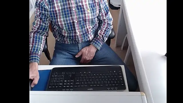 dutchpornking online show from 17, 3, 2025