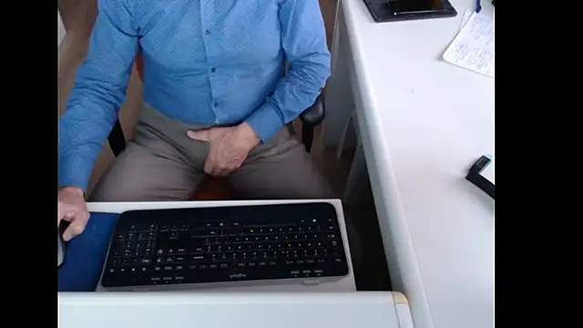 dutchpornking online show from 15, 11, 2025